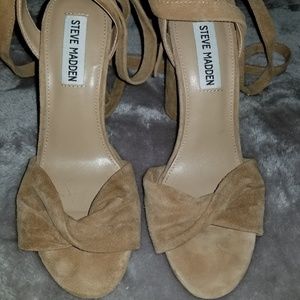 Steve madden heels size 6